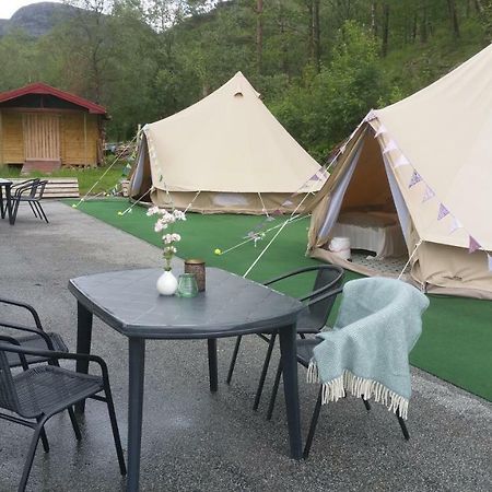 Lilland Hostel Vaulali Bjørheimsbygda Exteriör bild