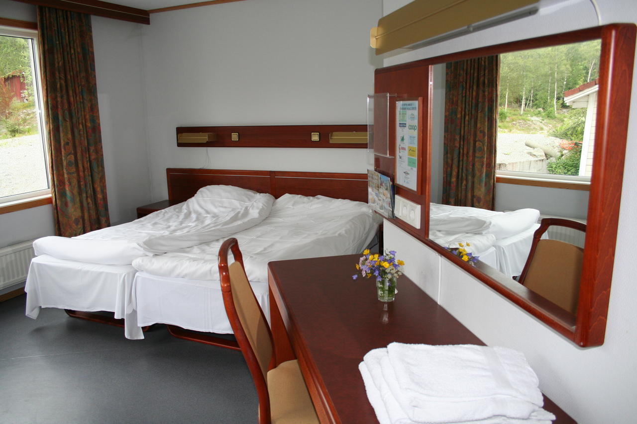 Lilland Hostel Vaulali Bjørheimsbygda Rum bild